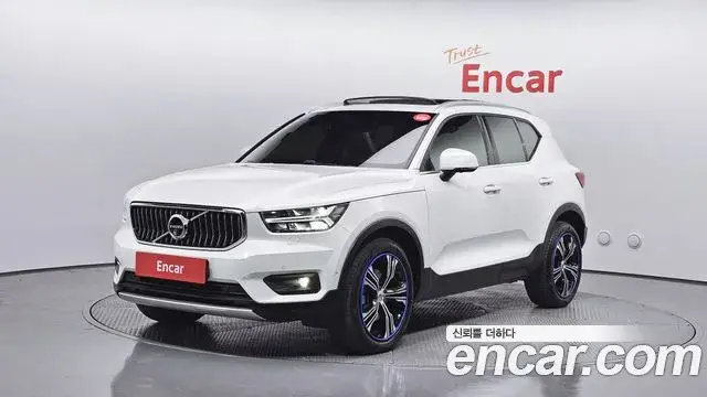Volvo XC40, 2021