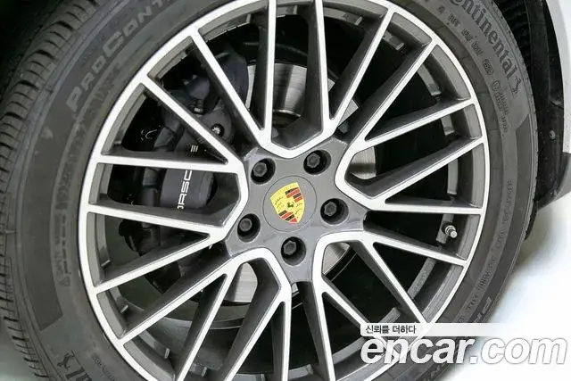 Porsche Cayenne, 2020