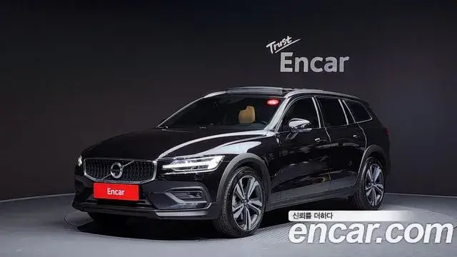 Volvo V60 Cross Country, 2020