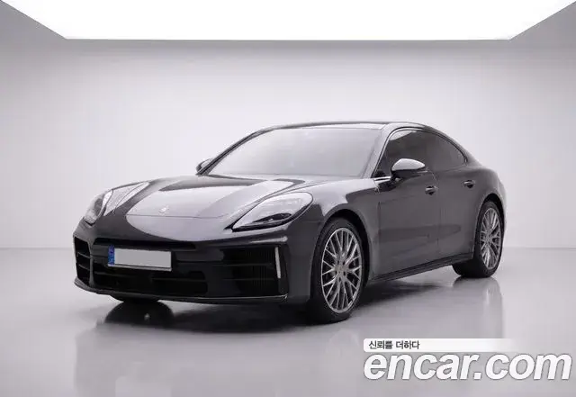 Porsche Panamera, 2024