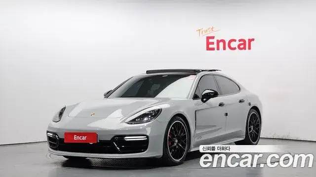 Porsche Panamera, 2019