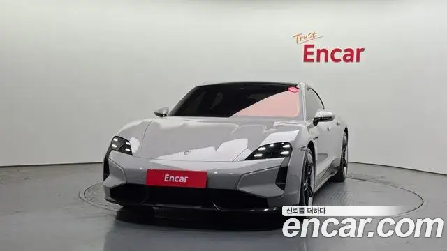 Porsche Taycan, 2024