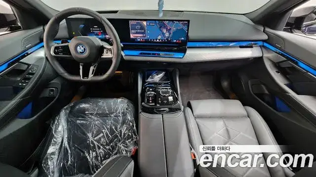 BMW 5 Series, 2025