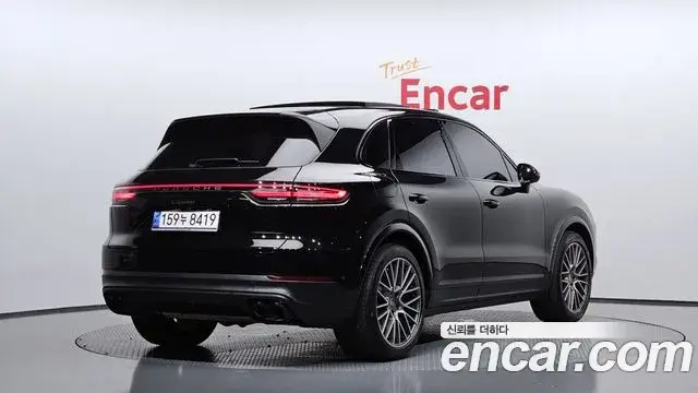 Porsche Cayenne, 2023