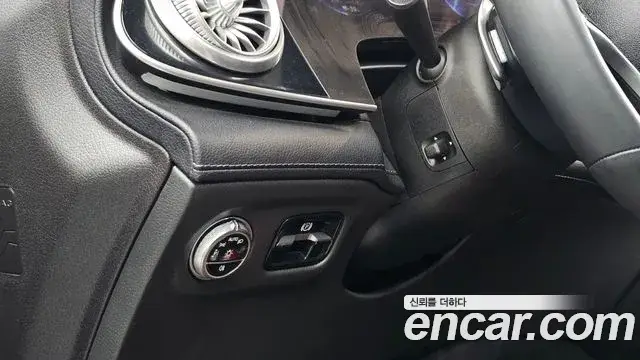 Mercedes-Benz EQS SUV, 2023