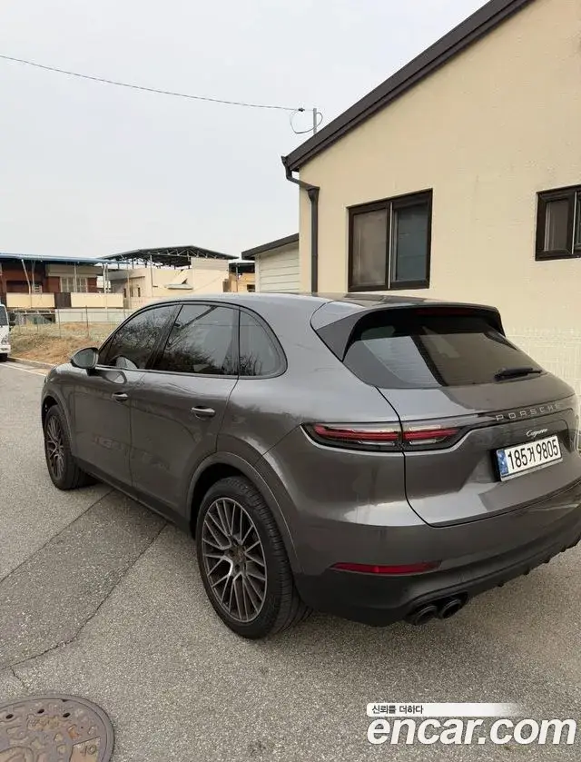 Porsche Cayenne, 2020