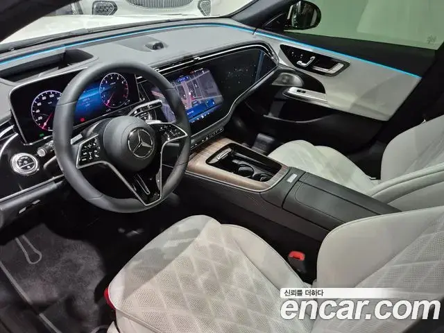 Mercedes-Benz E-Class, 2026