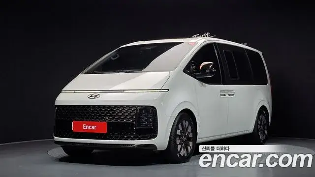 Hyundai Staria, 2021
