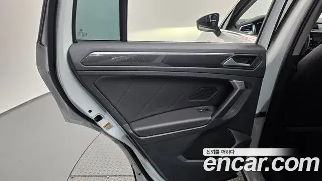 Volkswagen Tiguan, 2022
