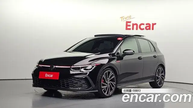 Volkswagen Golf, 2024