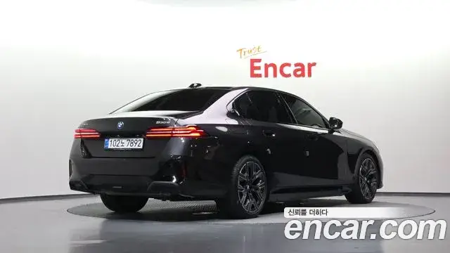 BMW 5 Series, 2026