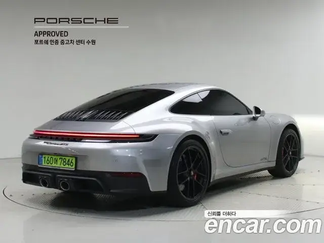 Porsche 911, 2025