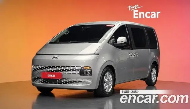 Hyundai Staria, 2022