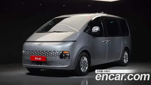 Hyundai Staria, 2022