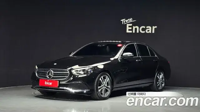 Mercedes-Benz E-Class, 2022