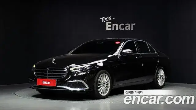 Mercedes-Benz E-Class, 2022