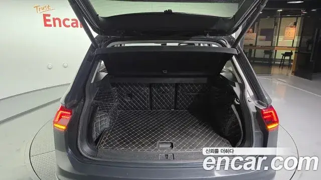Volkswagen Tiguan, 2018