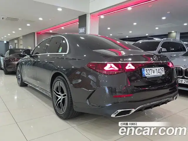 Mercedes-Benz E-Class, 2026