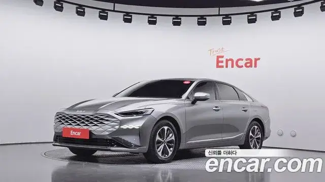 Kia K8, 2022