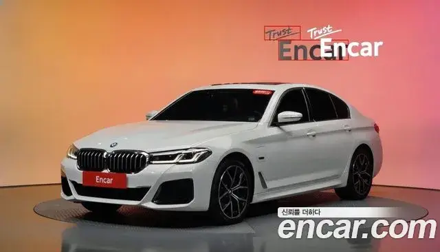 BMW 5 Series, 2022