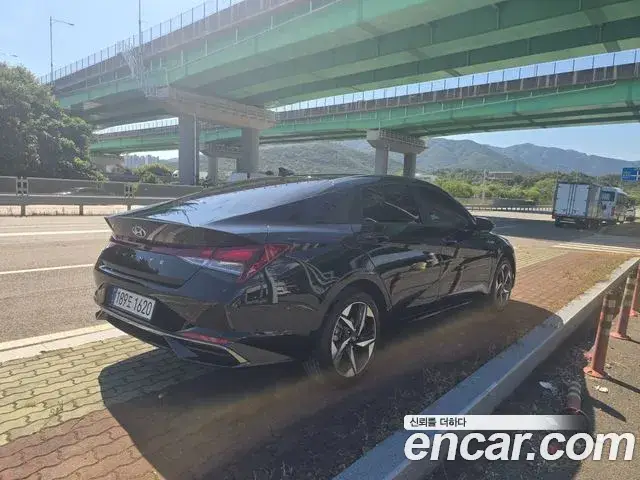 Hyundai Avante, 2021