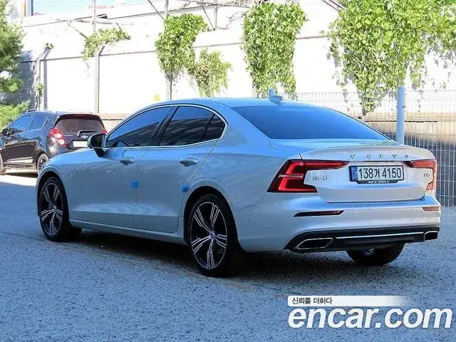 Volvo S60, 2021