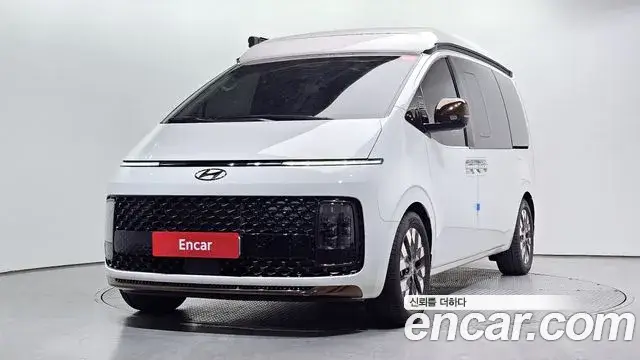 Hyundai Staria, 2022