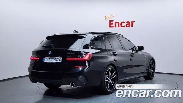 BMW 3 Series, 2022