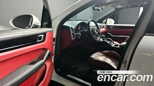 Porsche Cayenne, 2019