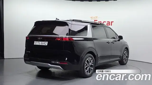 Kia Carnival, 2022