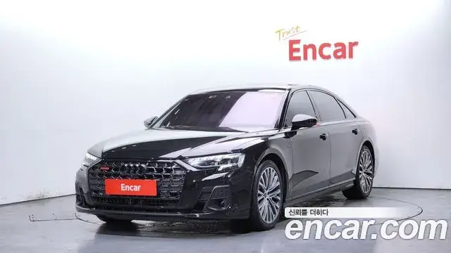 Audi A8, 2022