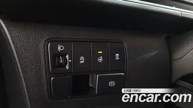 Hyundai Staria, 2023