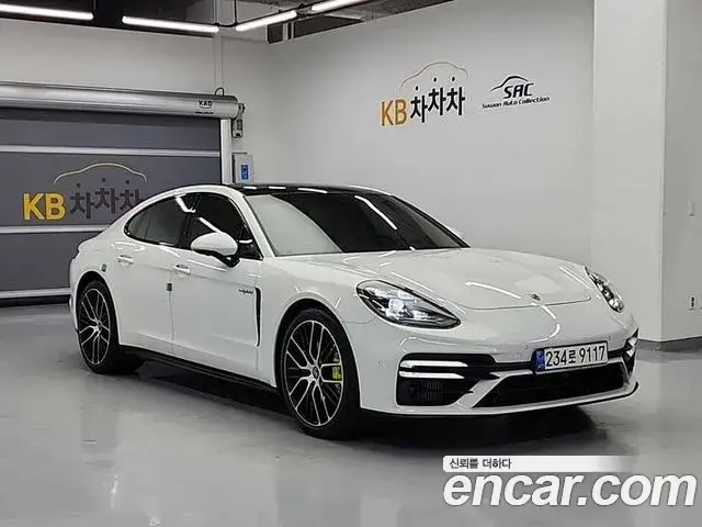 Porsche Panamera, 2021