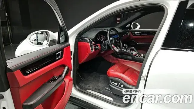 Porsche Cayenne, 2020