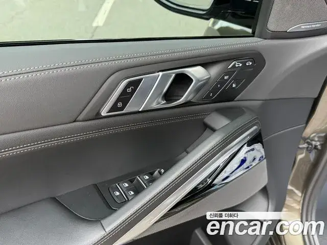 BMW X6, 2025