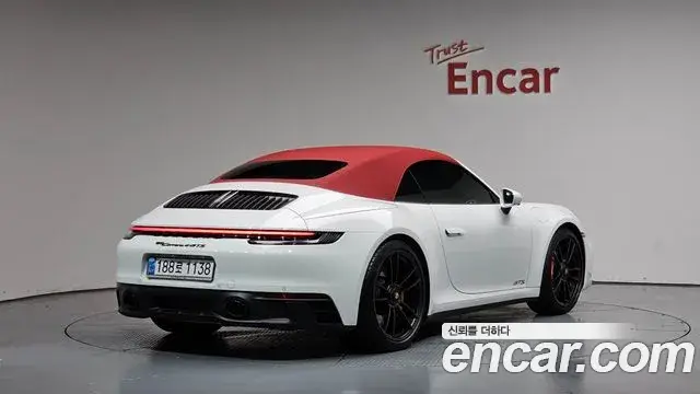 Porsche 911, 2024