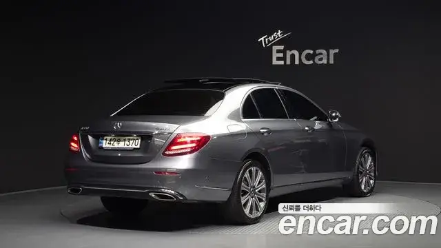 Mercedes-Benz E-Class, 2020