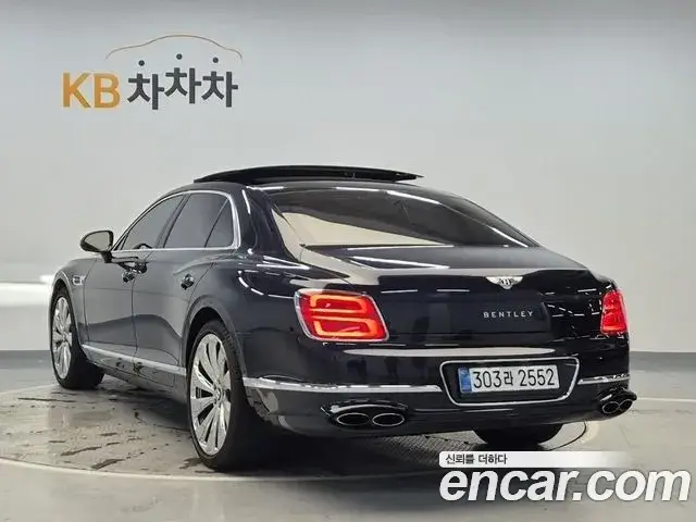 Bentley Flying Spur, 2021