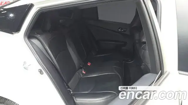 Toyota Prius, 2018