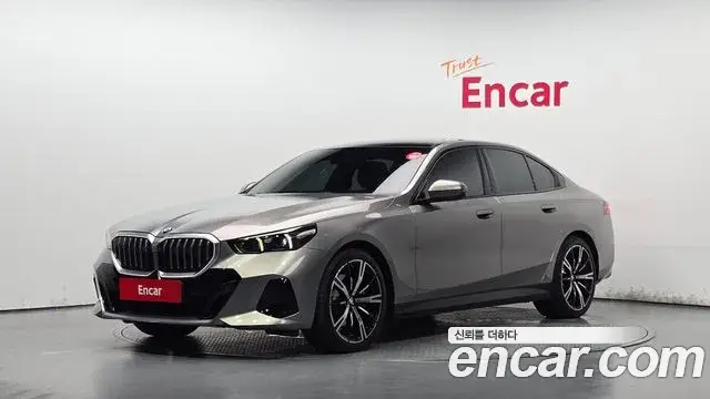 BMW 5 Series, 2025