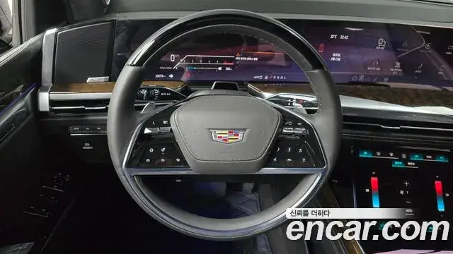 Cadillac Escalade, 2025