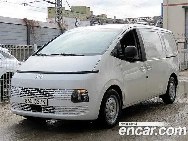 Hyundai Staria, 2021