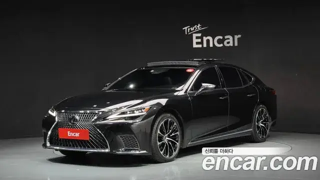Lexus LS500, 2021