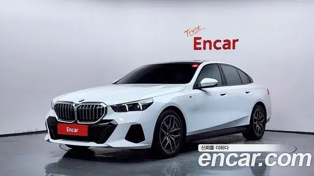 BMW 5 Series, 2024