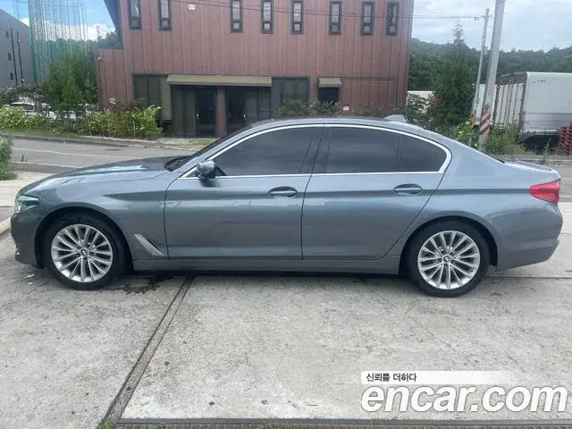 BMW 5 Series, 2019