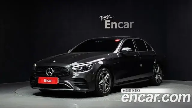Mercedes-Benz E-Class, 2022