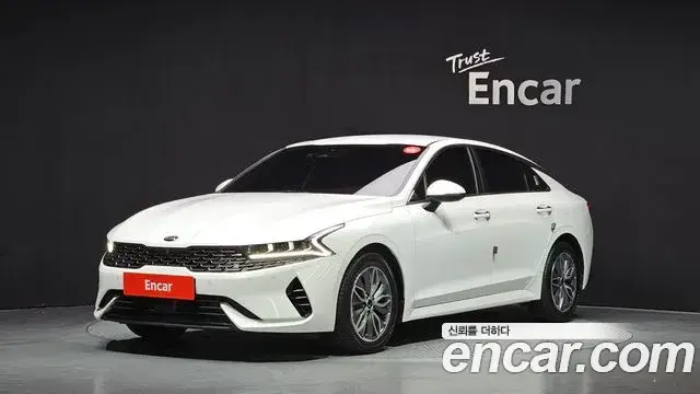 Kia K5, 2021