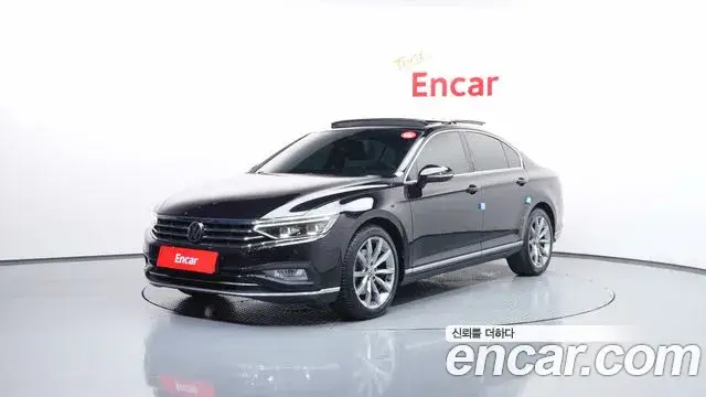 Volkswagen Passat GT, 2022