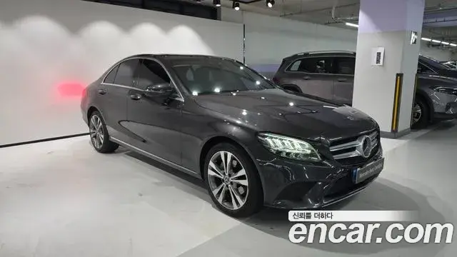 Mercedes-Benz C-Class, 2021