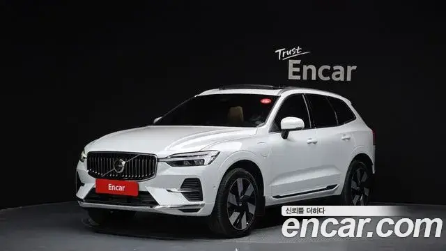 Volvo XC60, 2025